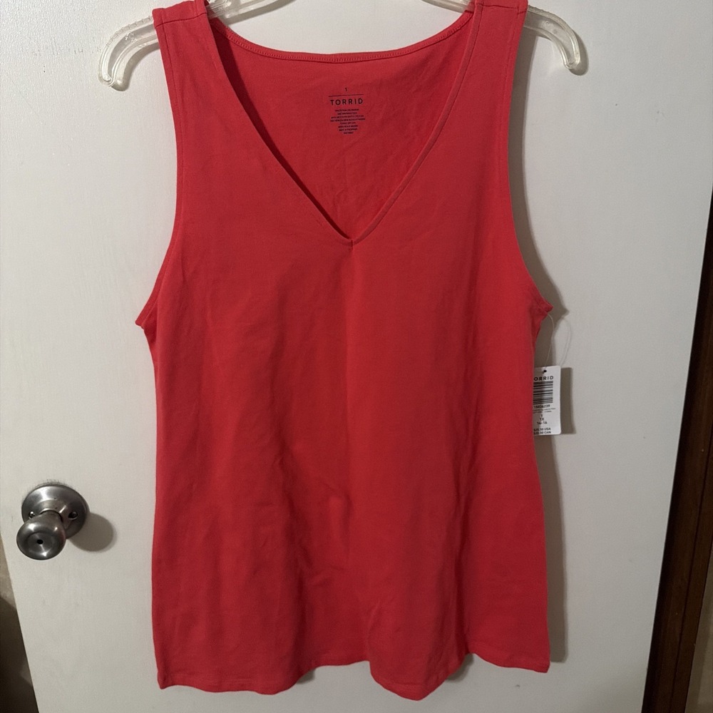 Torrid Tank Shirt Women's 1X Red Foxy V Neck NWT